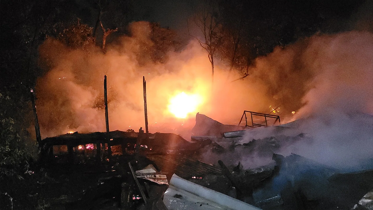 เพลิงไหม้ฟาร์มไก่ชน ย่านบางปู